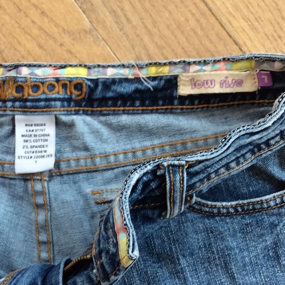 NWOT Billabong Shorts - Picture 6 of 7